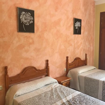 Hotel Restaurante Jarilla Екстериор снимка