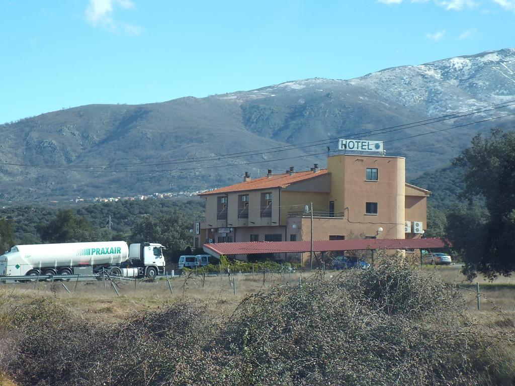 Hotel Restaurante Jarilla Екстериор снимка