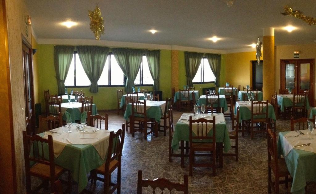 Hotel Restaurante Jarilla Екстериор снимка