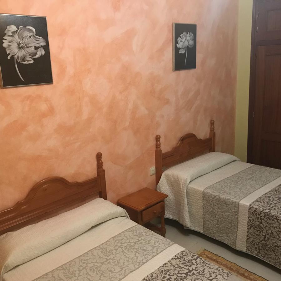 Hotel Restaurante Jarilla Екстериор снимка